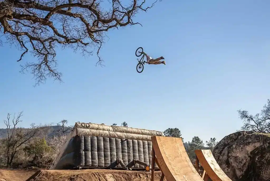 Action Sports Inflatable Airbag Lander